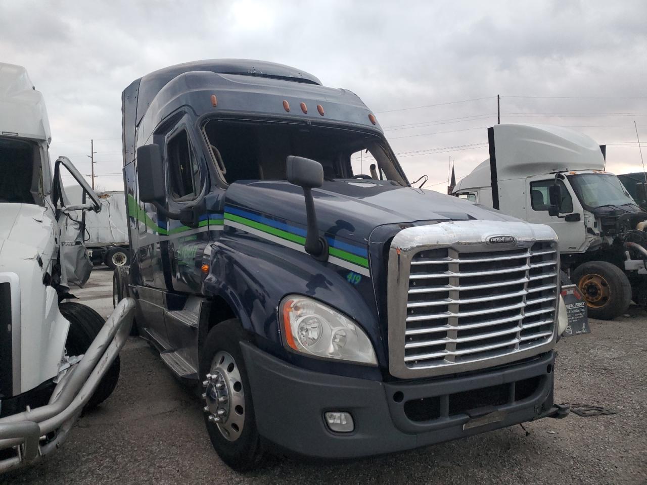 Dyer, IN에서 판매 중인 2020 Freightliner Cascadia 125  - Rollover