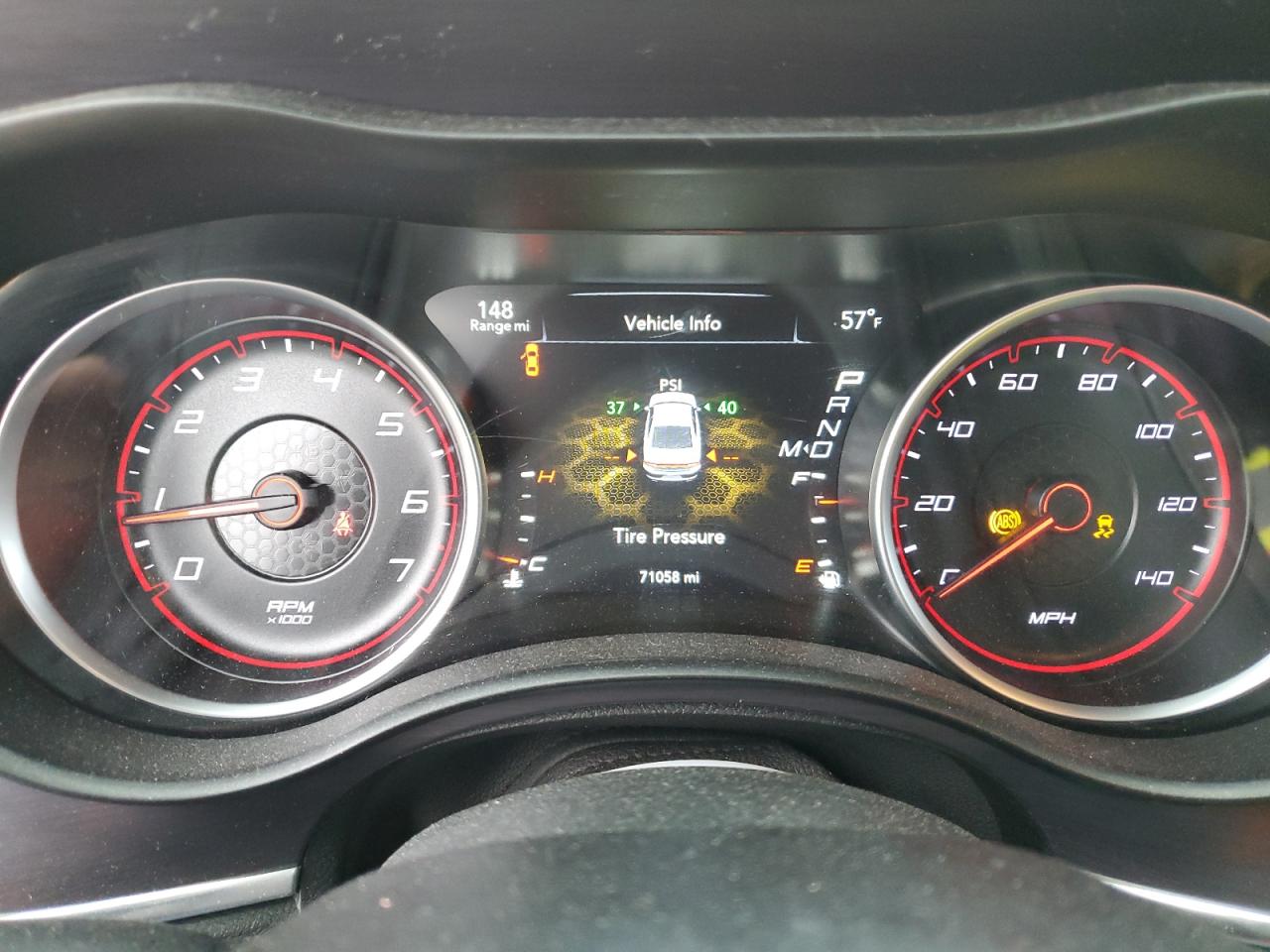 2018 Dodge Charger - Image 9