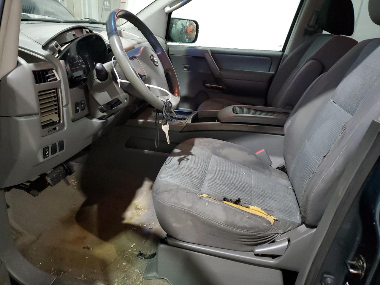 2006 Nissan Titan - Image 7