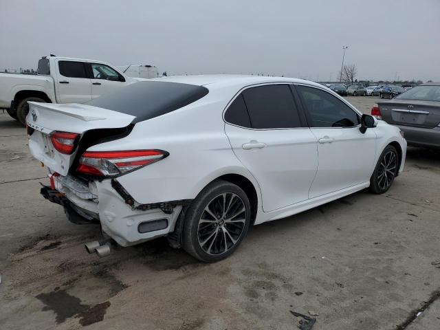  TOYOTA CAMRY 2018 Biały