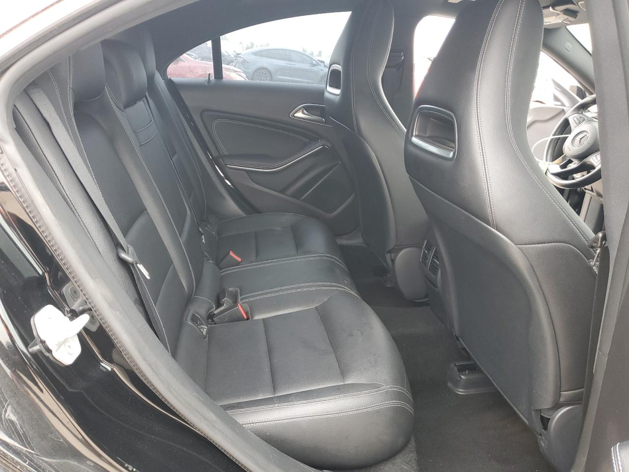 2018 Mercedes-Benz CLA-klasse - Image 11