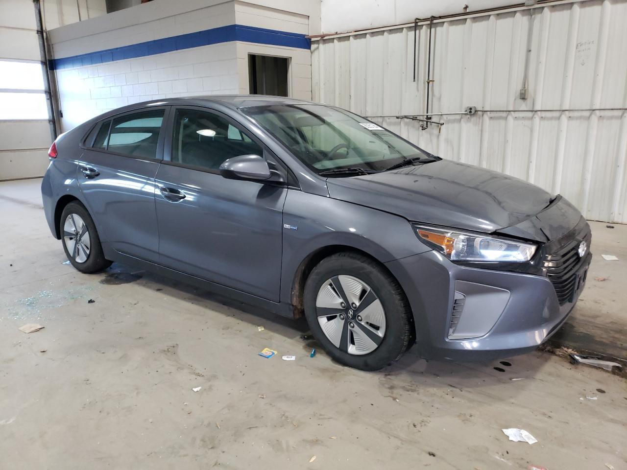 VIN KMHC65LC2KU139861 2019 HYUNDAI IONIQ no.4