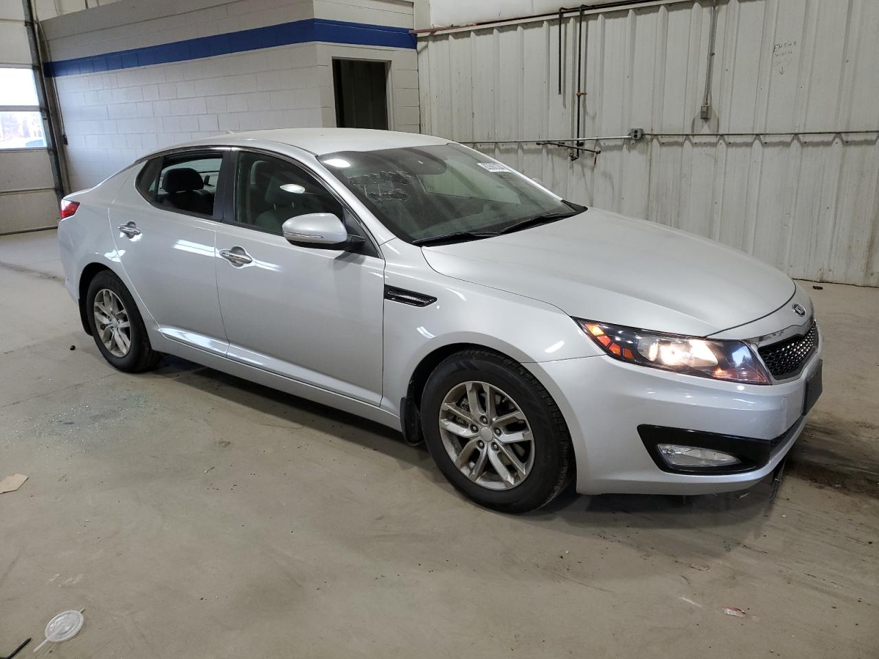 VIN KNAGM4A77D5440597 2013 KIA OPTIMA no.4