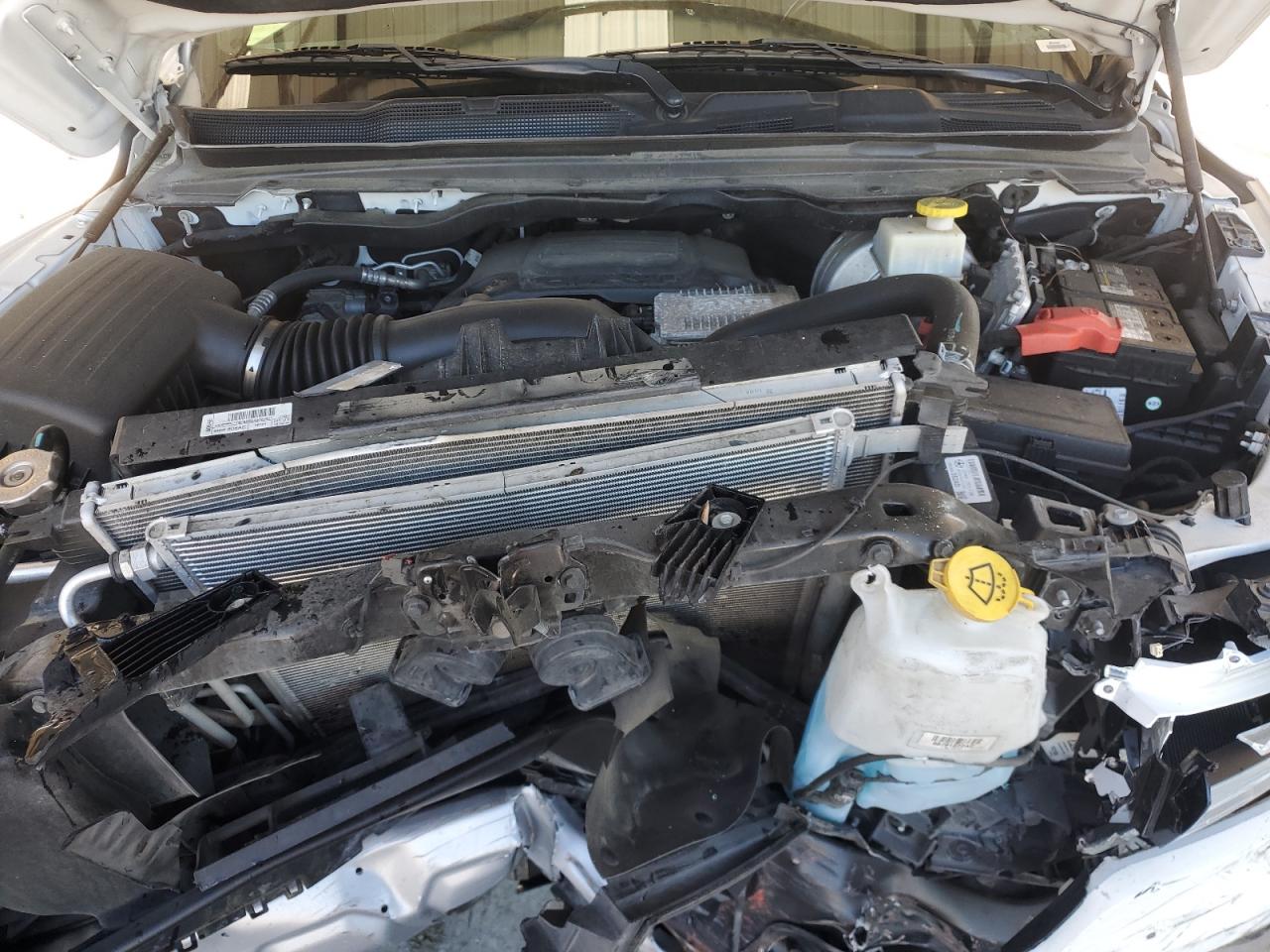 2021 RAM 1500 - Image 12