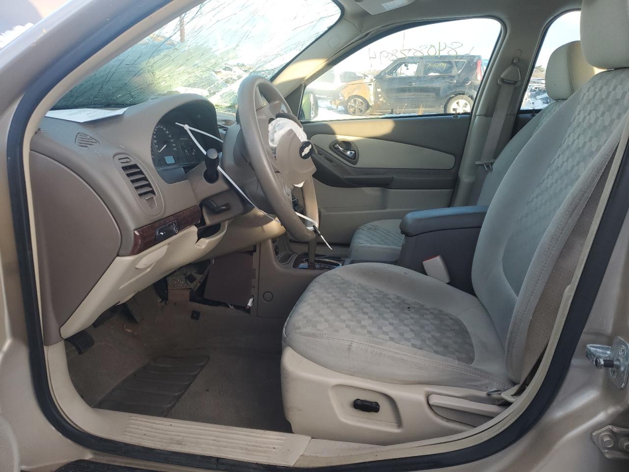2005 Chevrolet Malibu - Image 7