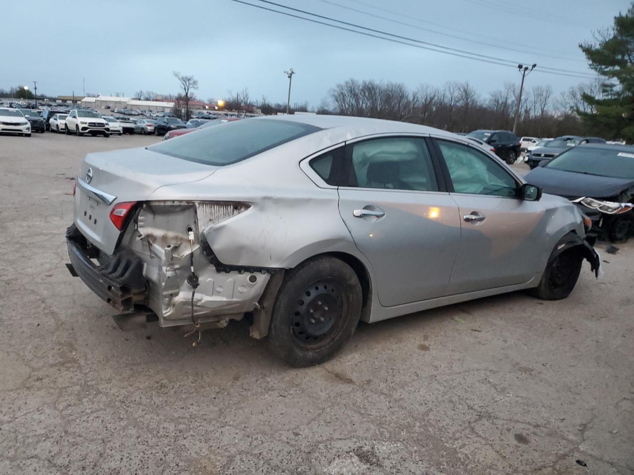 VIN 1N4AL3AP8GC142703 2016 NISSAN ALTIMA no.3