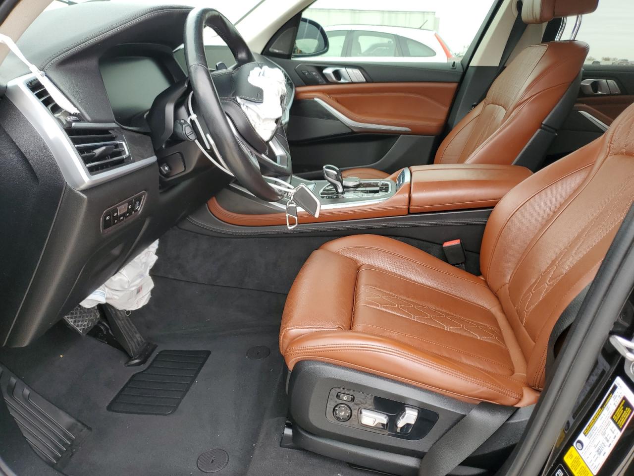 2021 BMW X7 - Image 7
