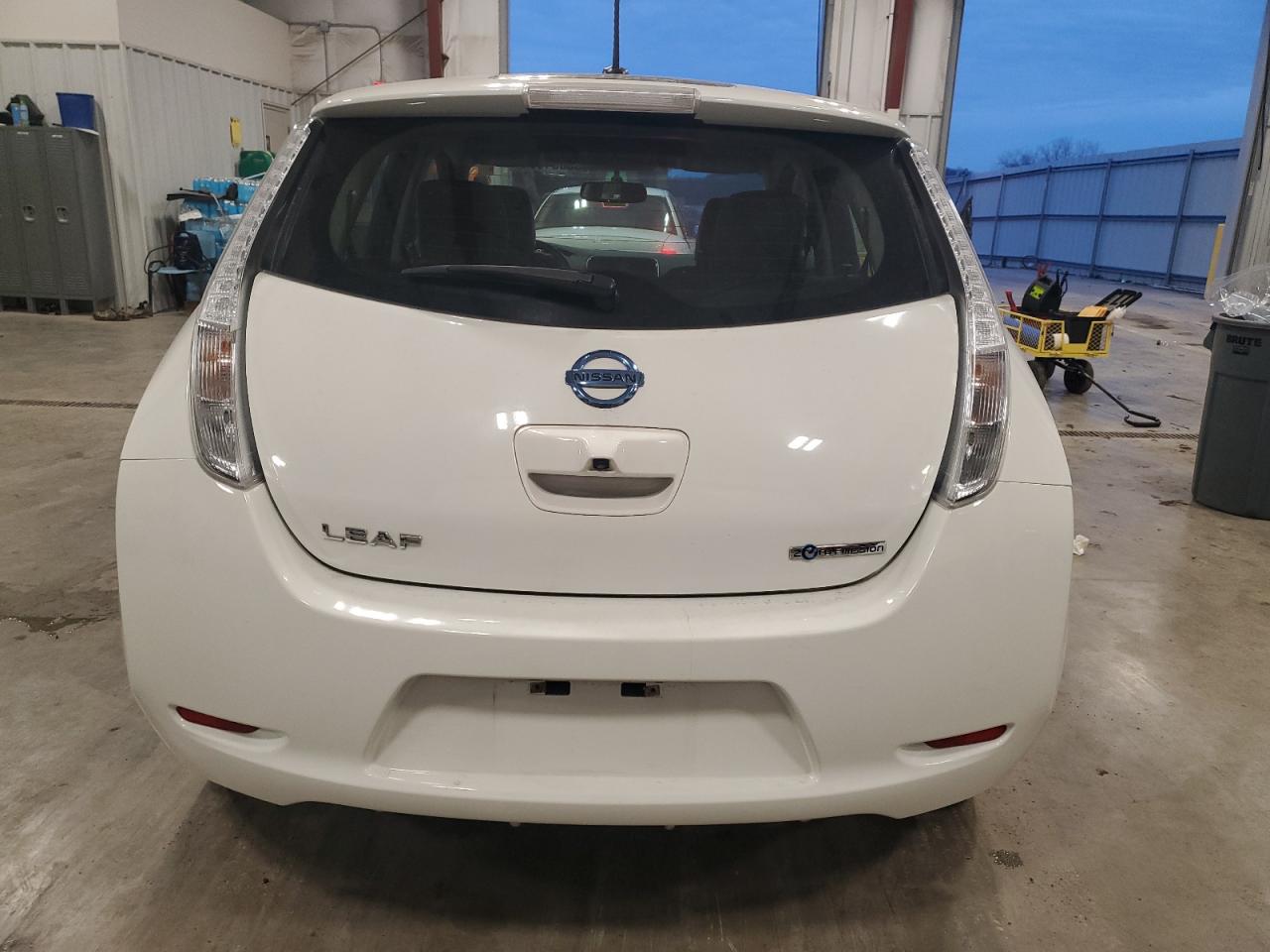 VIN 1N4BZ0CP5GC306312 2016 NISSAN LEAF no.6