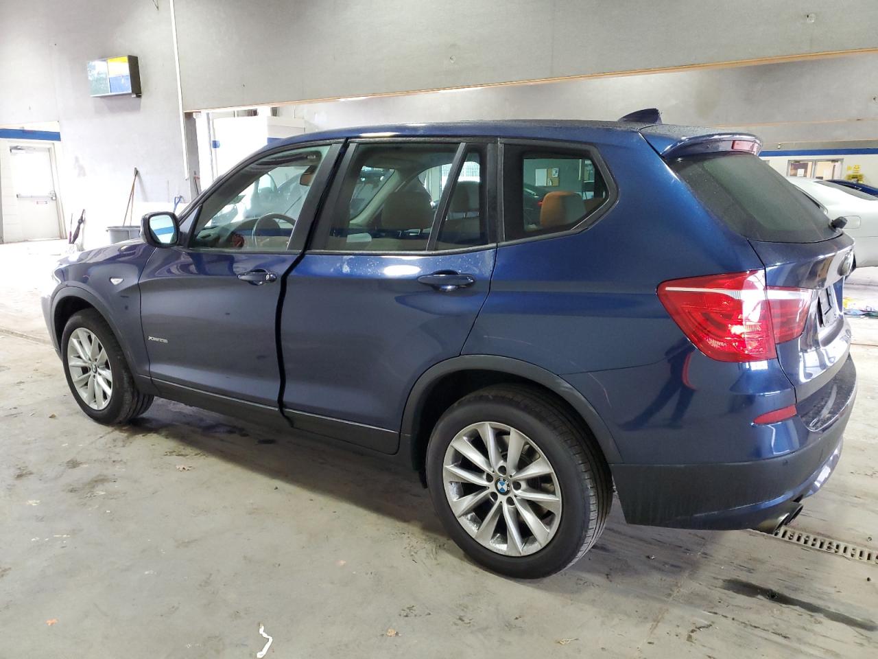 VIN 5UXWX9C55E0D41873 2014 BMW X3 no.2