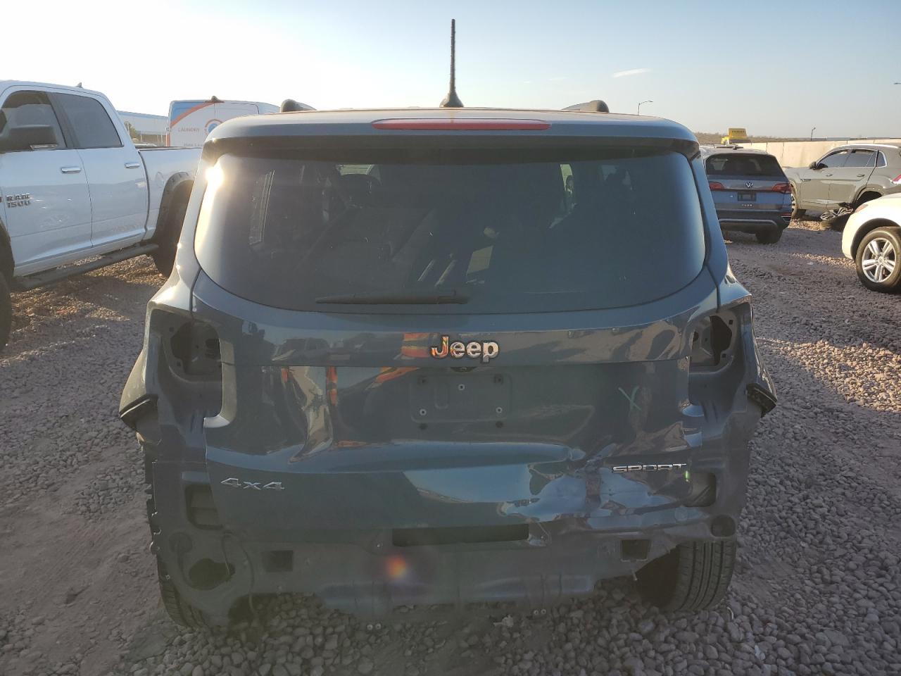 VIN ZACCJBAB5HPF72953 2017 JEEP RENEGADE no.6