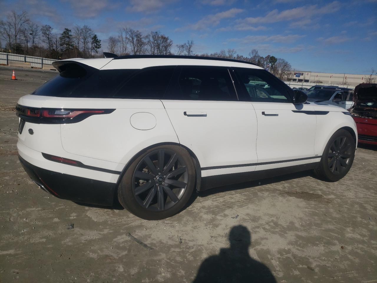 2018 Land Rover Range Rover - Image 3
