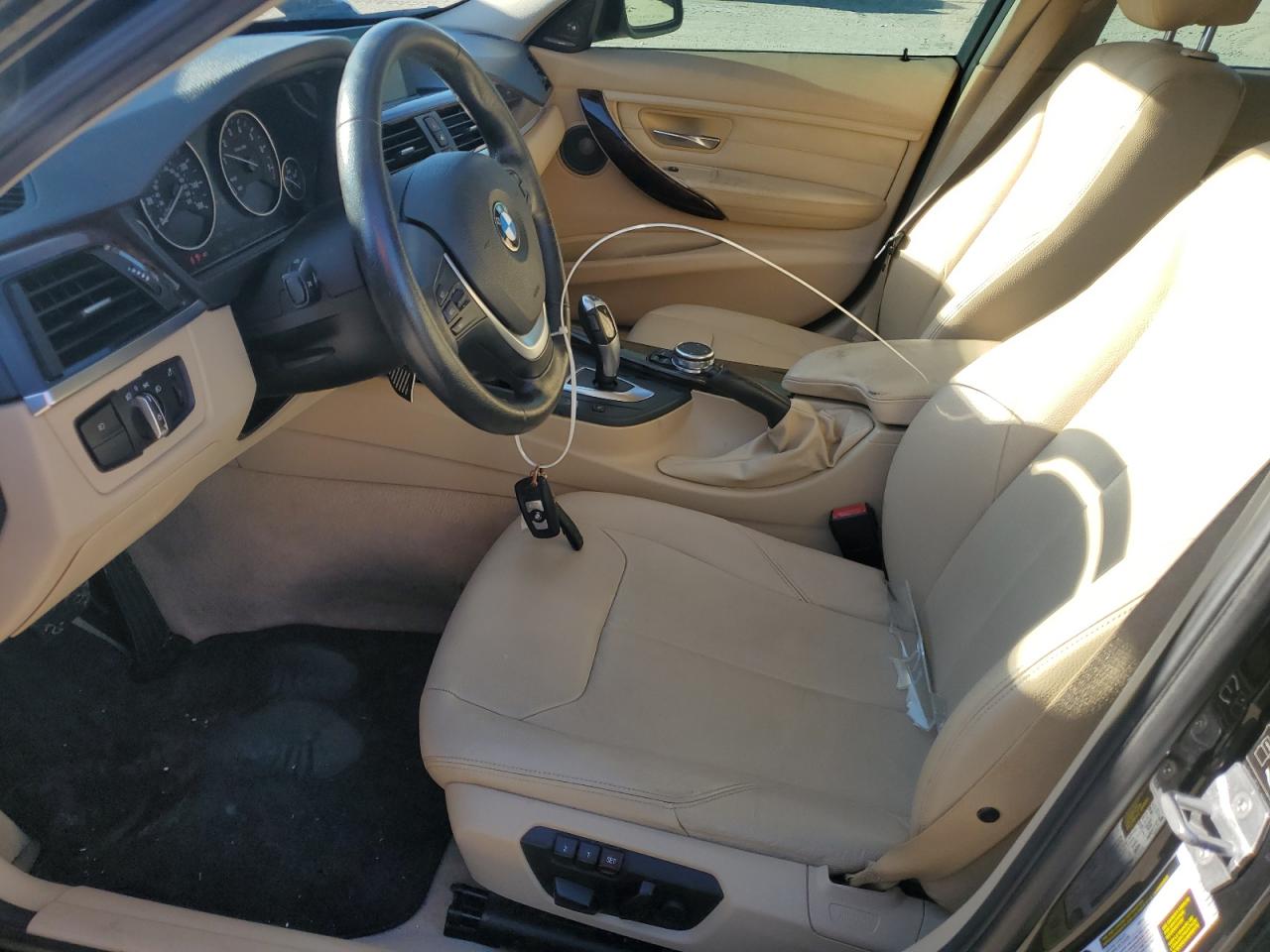 2015 BMW 328 I VIN: WBA3A5G54FNS91622 Lot: 84000404