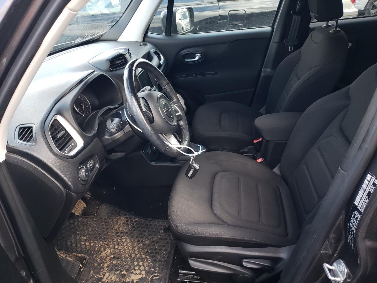 VIN ZACCJBBB1JPH17166 2018 JEEP RENEGADE no.7