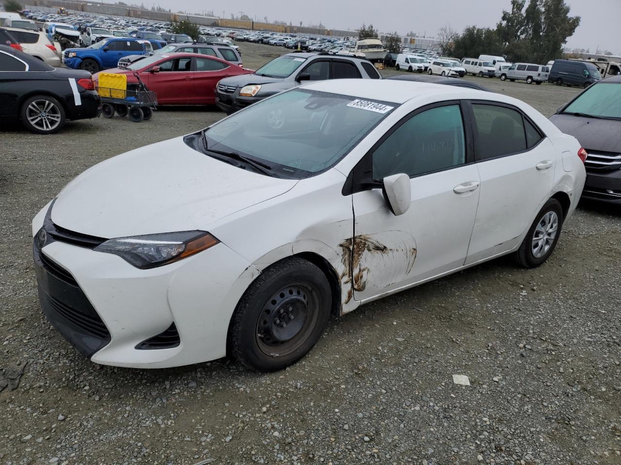 VIN 5YFBPRHEXHP572431 2017 TOYOTA COROLLA no.1