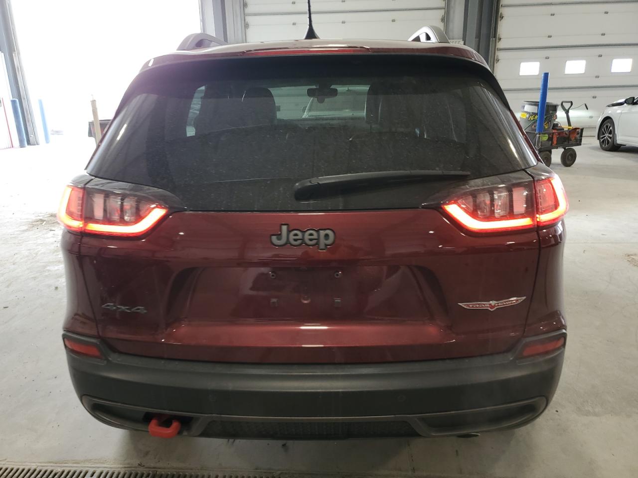 2020 Jeep Cherokee - Image 6