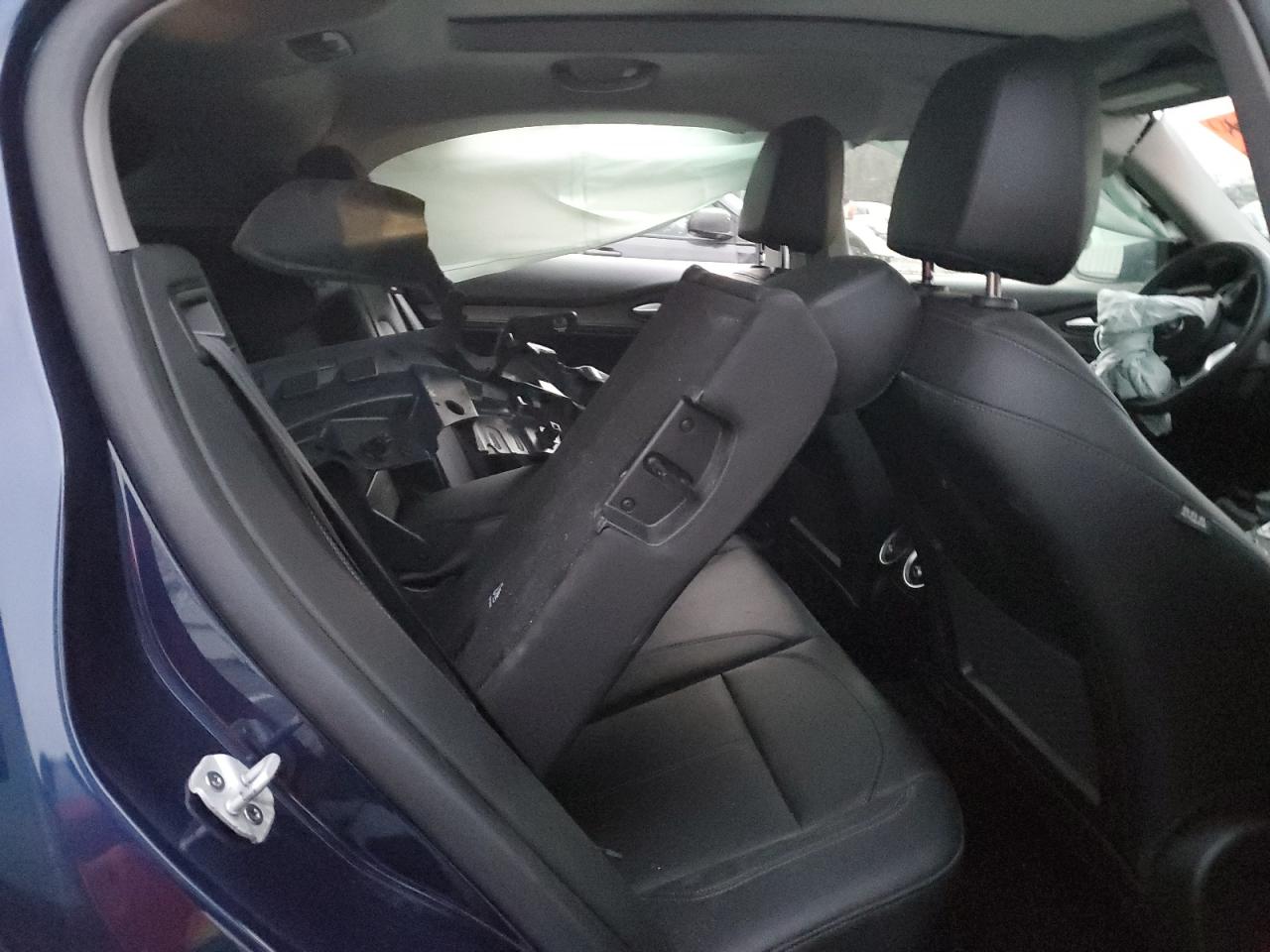 2021 Alfa Romeo Stelvio - Image 11