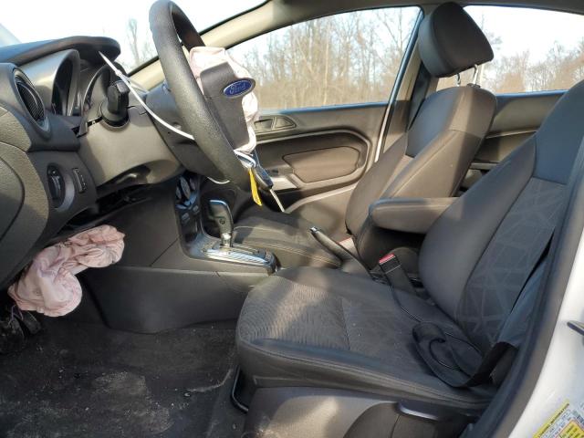  FORD FIESTA 2012 Білий