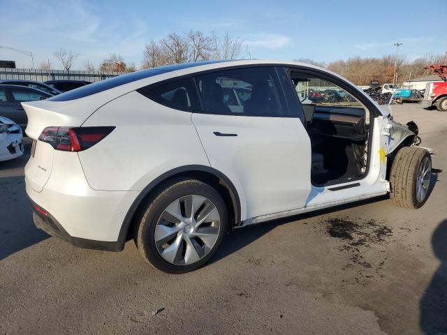  TESLA MODEL Y 2022 Белы