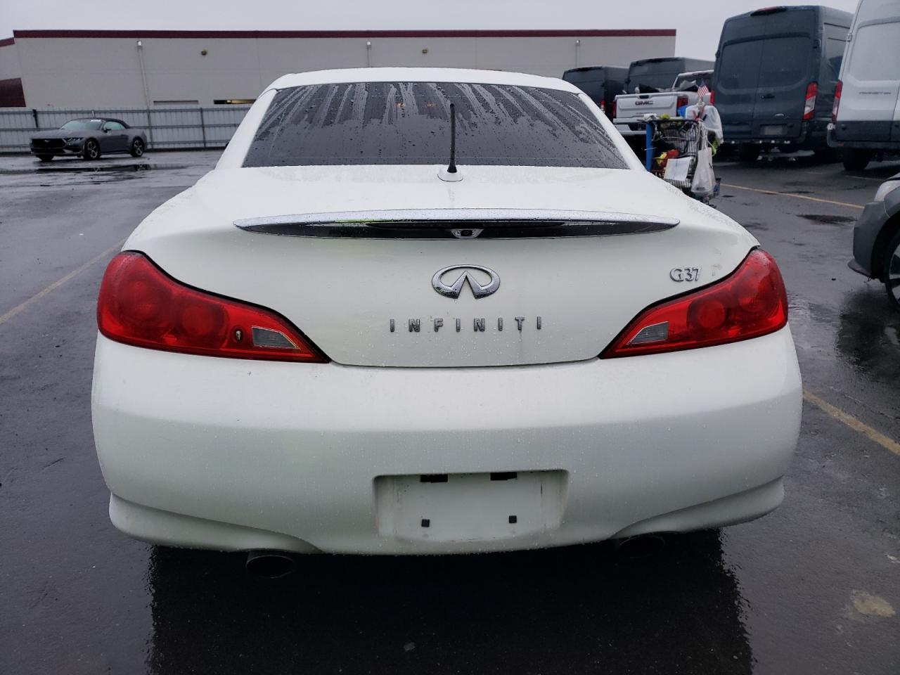 2010 Infiniti G37 Base VIN: JN1CV6FE2AM352028 Lot: 85307874