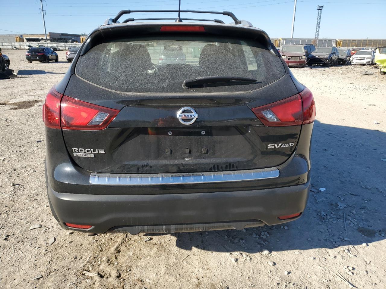 2018 Nissan Rogue - Image 6