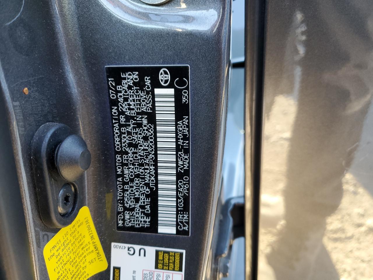 2022 Toyota Prius - Image 12