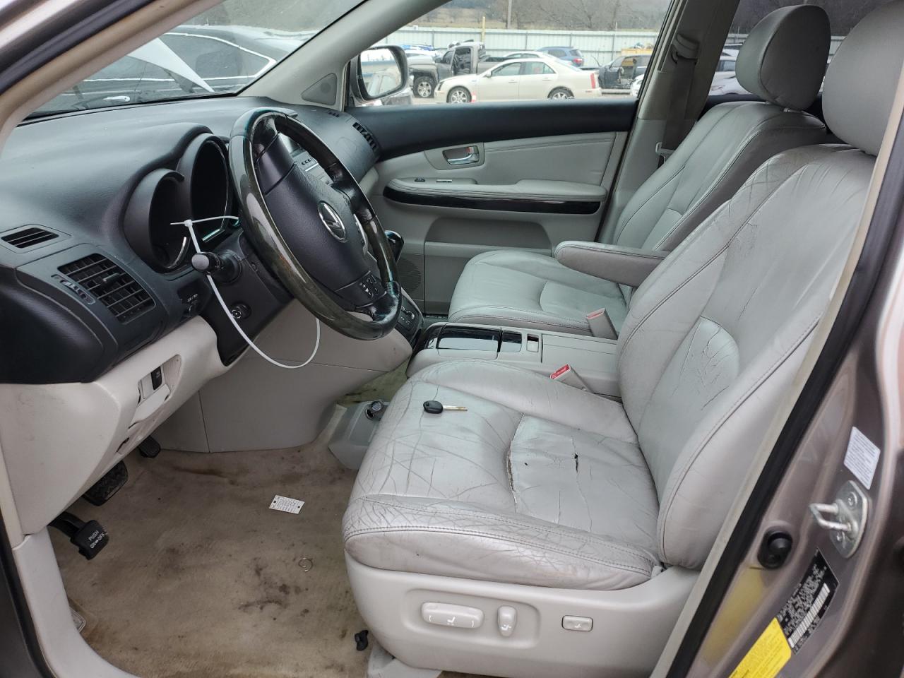 2005 Lexus RX - Image 7