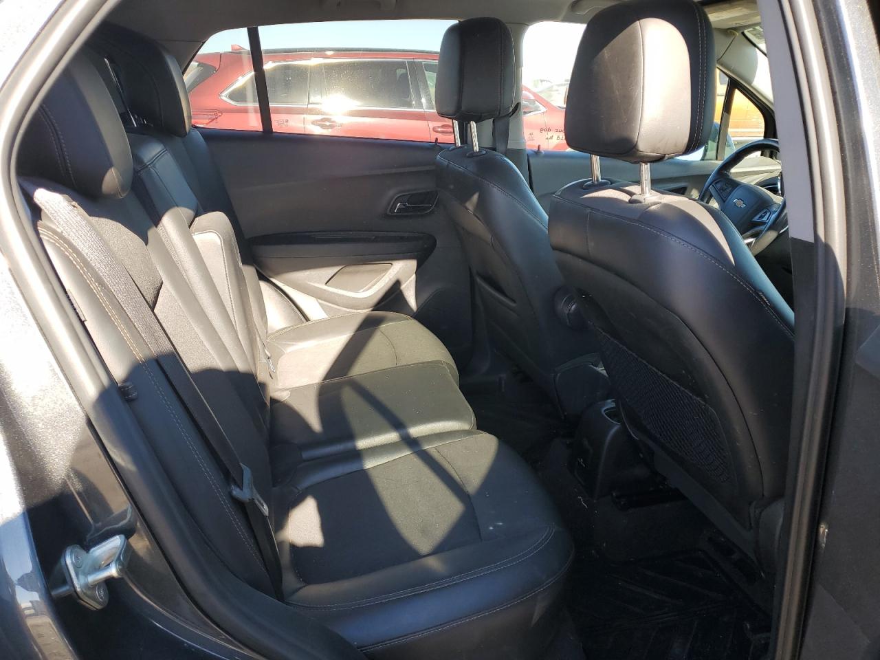 2018 Chevrolet Trax - Image 11
