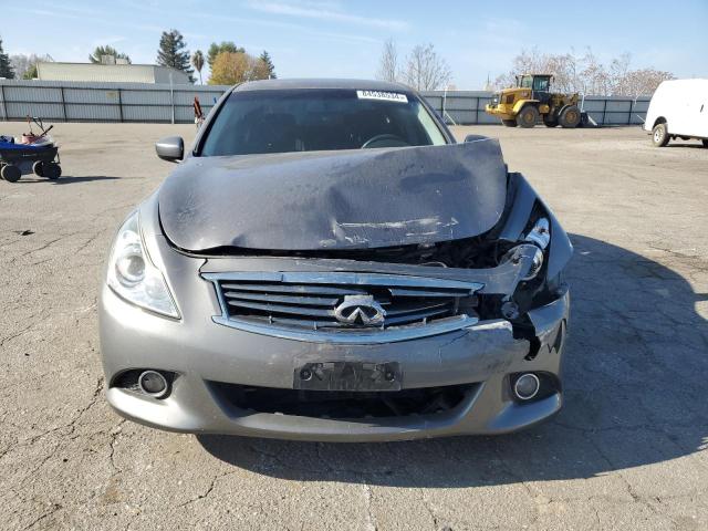  INFINITI G37 2013 Серебристый