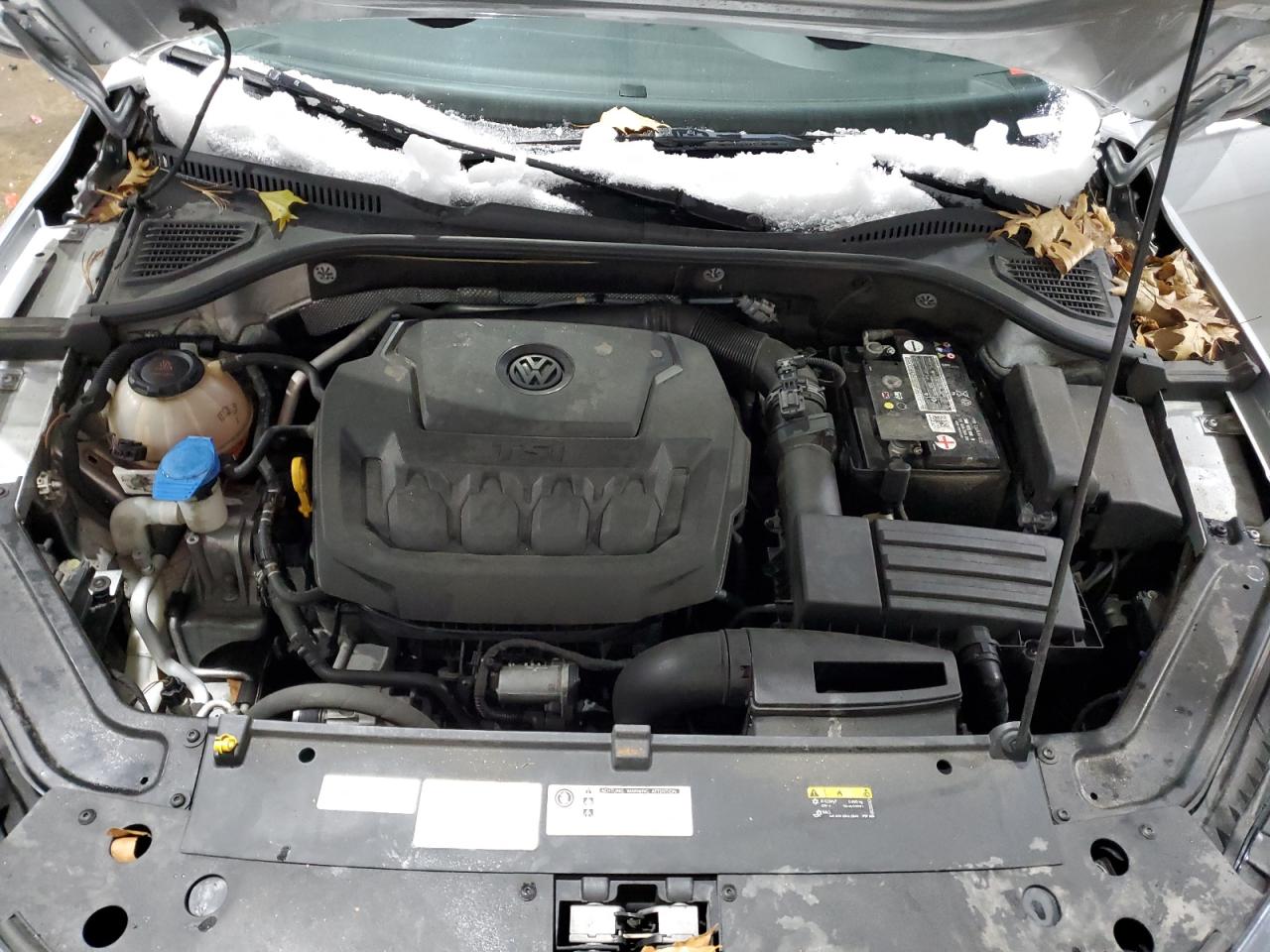 2020 Volkswagen Passat - Image 11