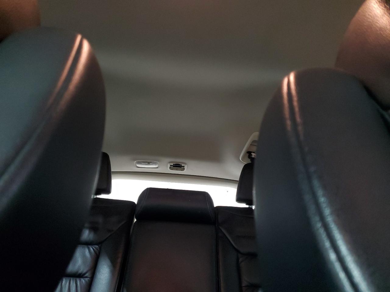 2012 Honda CR-V - Image 10