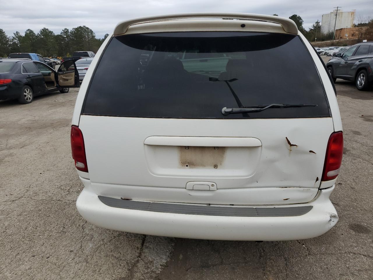 2000 Dodge Grand Caravan Se VIN: 2B4GP44G9YR687048 Lot: 85239584