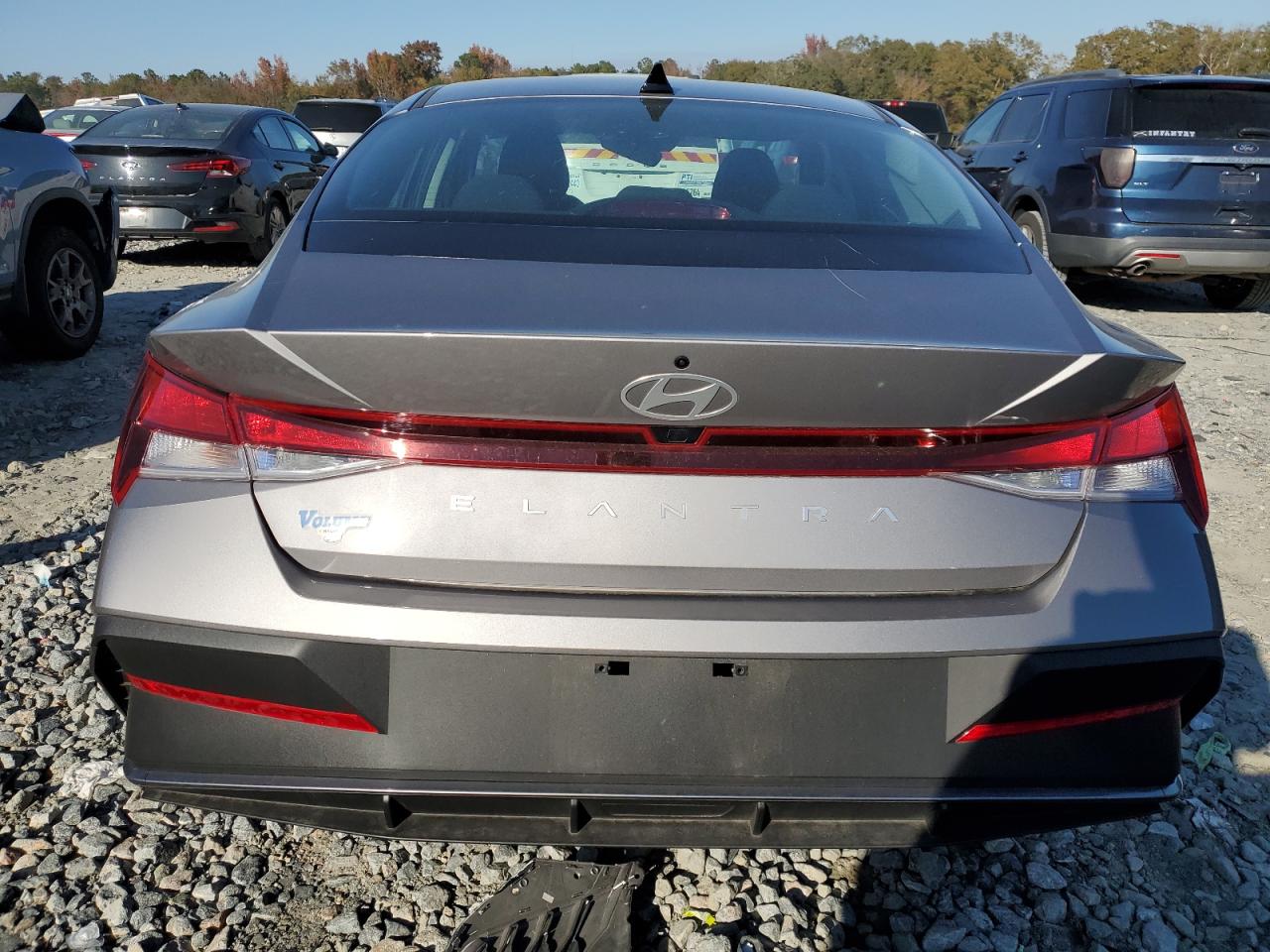 2024 Hyundai Elantra - Image 6
