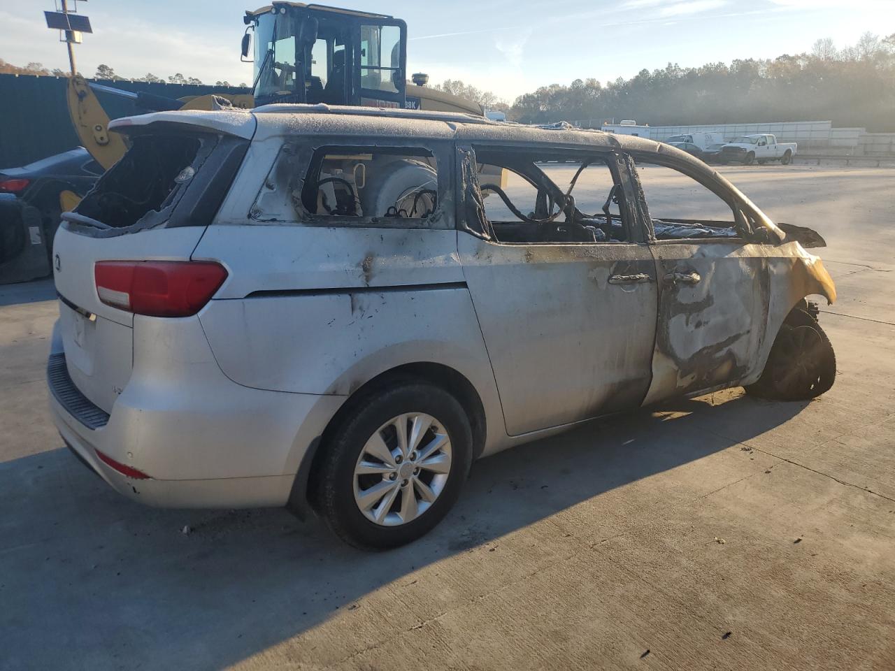 2018 Kia Sedona - Image 3