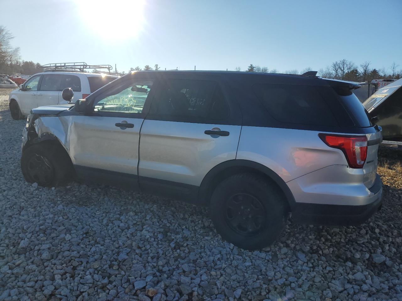 VIN 1FM5K8AT6JGB68480 2018 FORD EXPLORER no.2