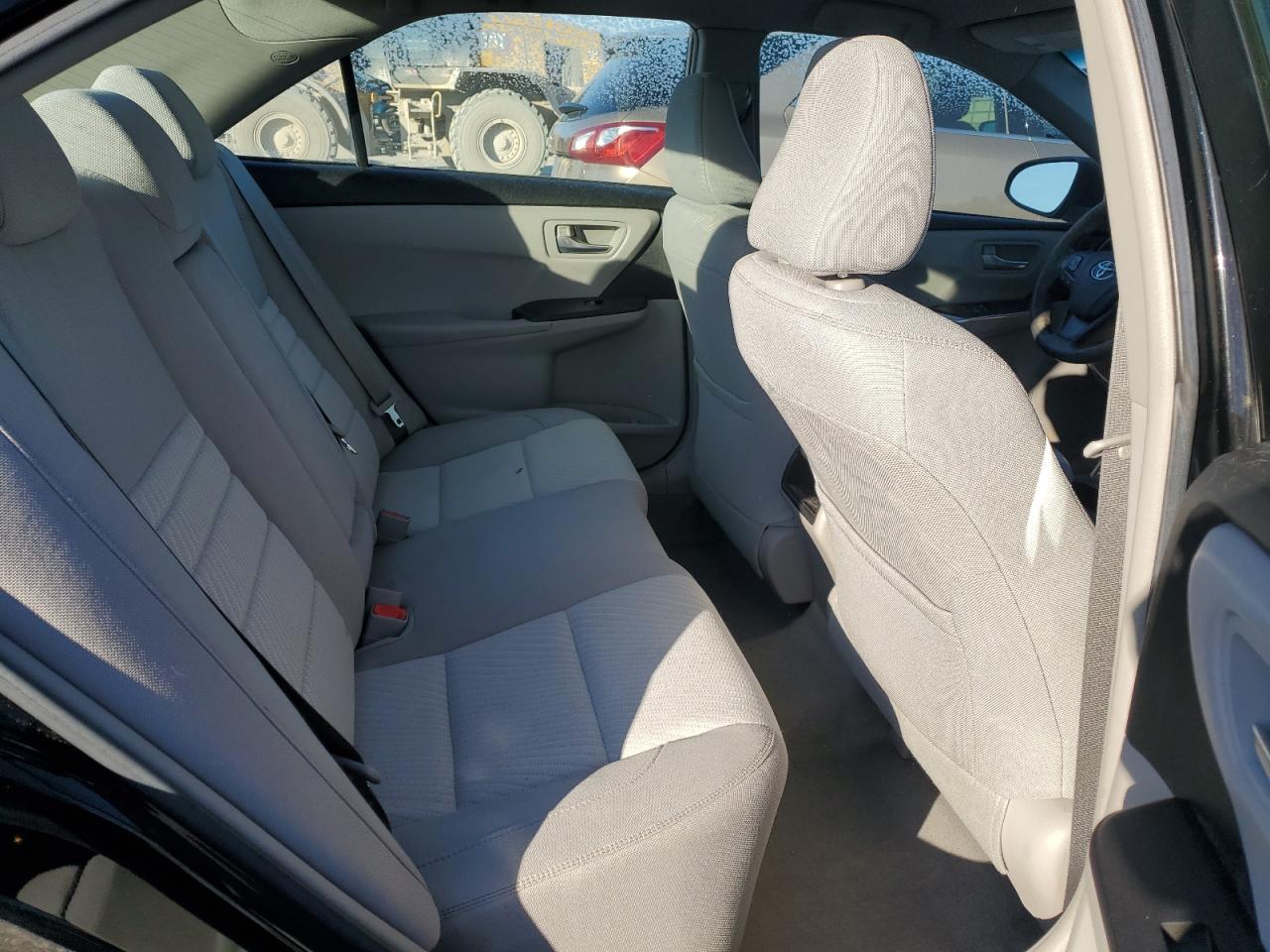 2017 Toyota Camry - Image 10