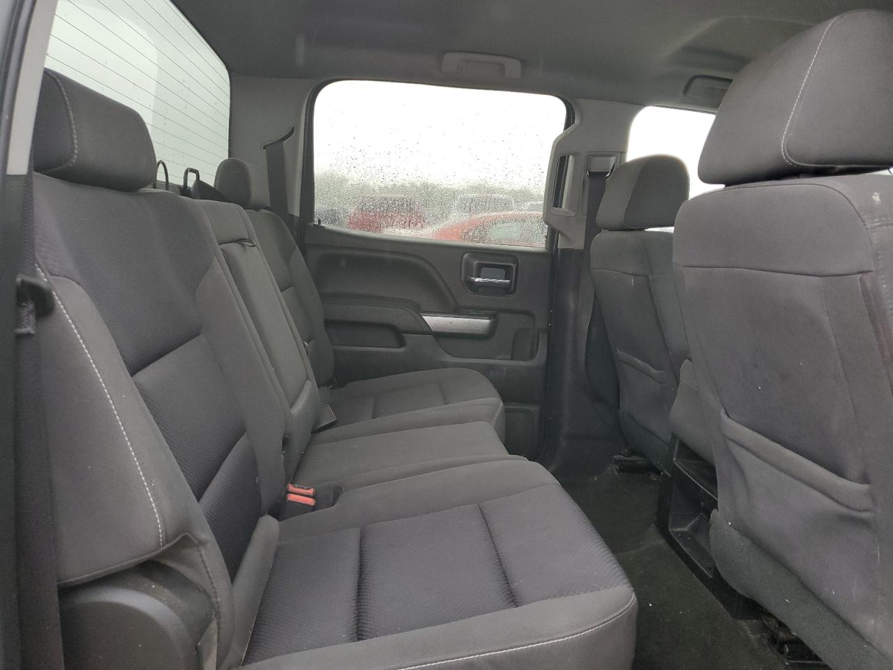 2018 Chevrolet Silverado - Image 11