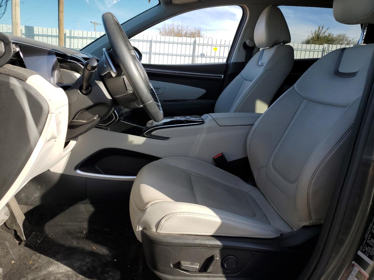 2022 Hyundai Tucson - Image 7