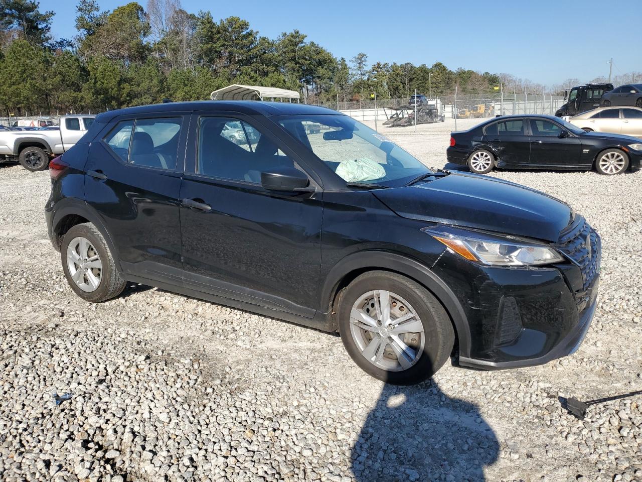 2021 Nissan Kicks - Image 4