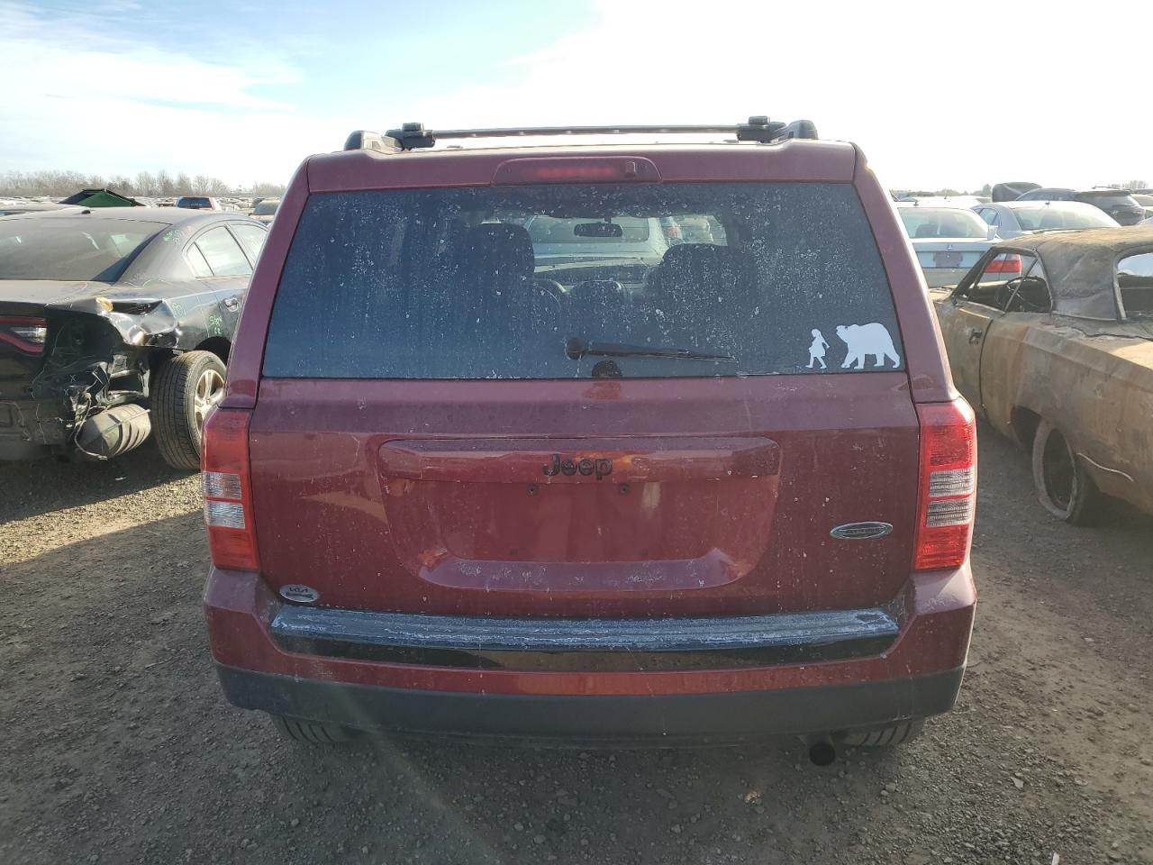 2015 Jeep Liberty (Patriot) - Image 6