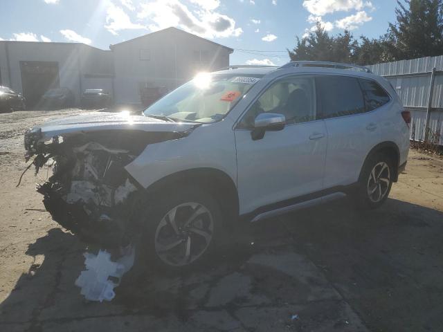  SUBARU FORESTER 2023 Белый