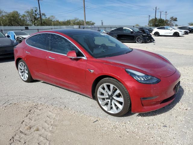  TESLA MODEL 3 2019 Красный