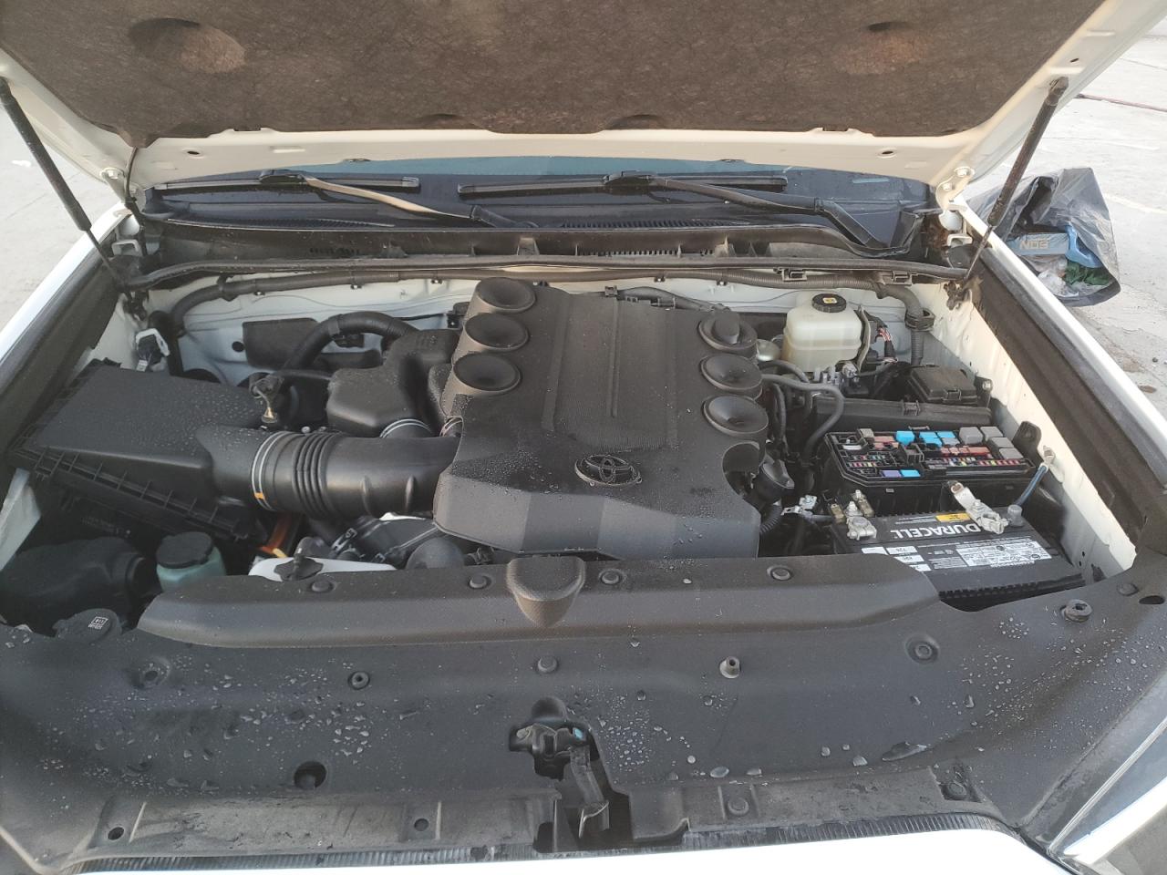 2021 Toyota 4Runner Sr5 Premium VIN: JTENU5JR7M5877853 Lot: 85695324