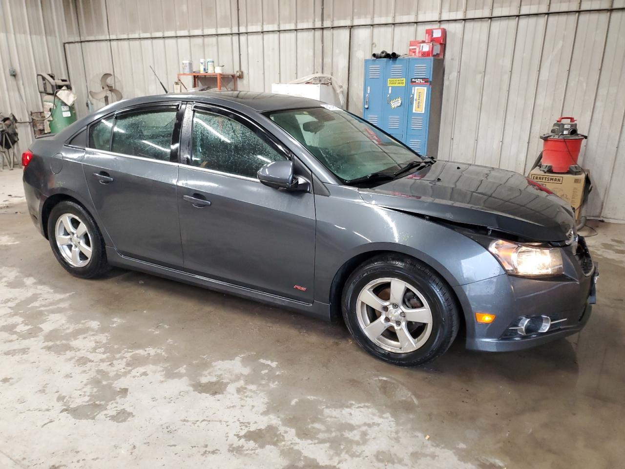 VIN 1G1PC5SBXD7226795 2013 CHEVROLET CRUZE no.4