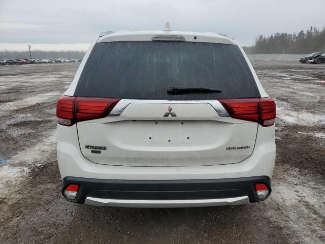  MITSUBISHI OUTLANDER 2017 Білий