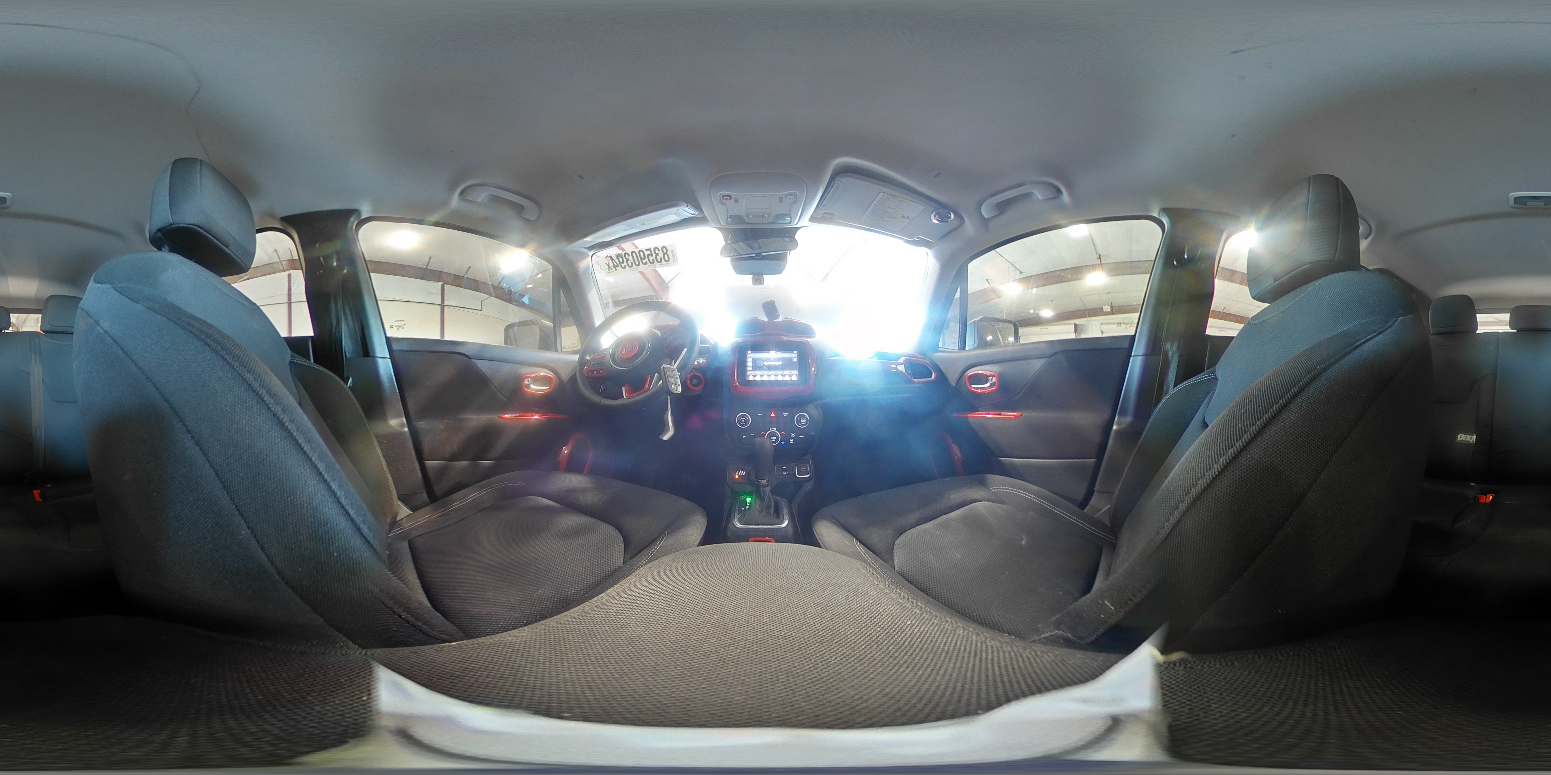 2020 Jeep Renegade - Image 15