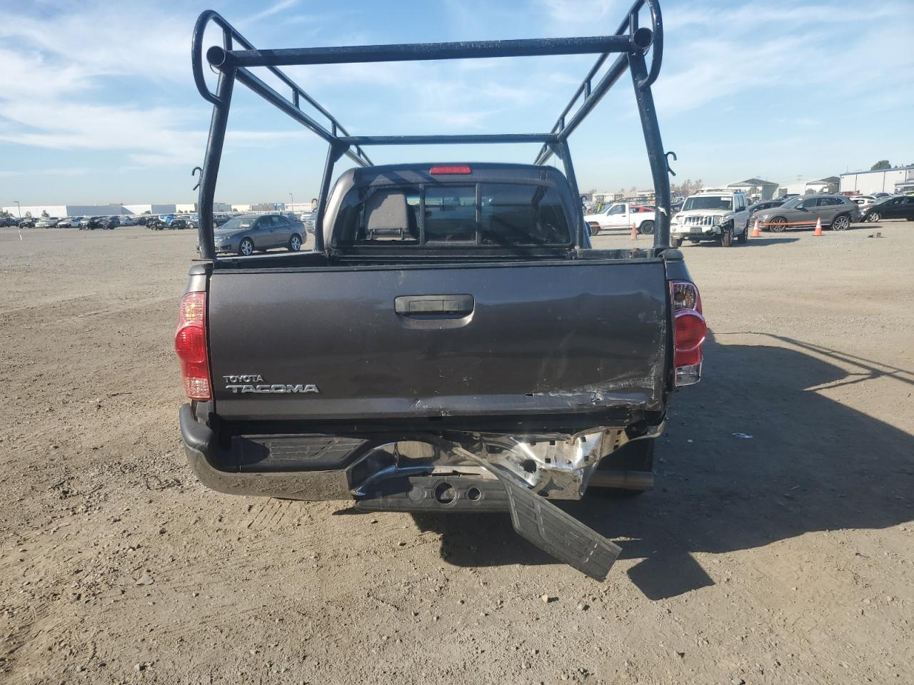 2012 Toyota Tacoma - Image 6