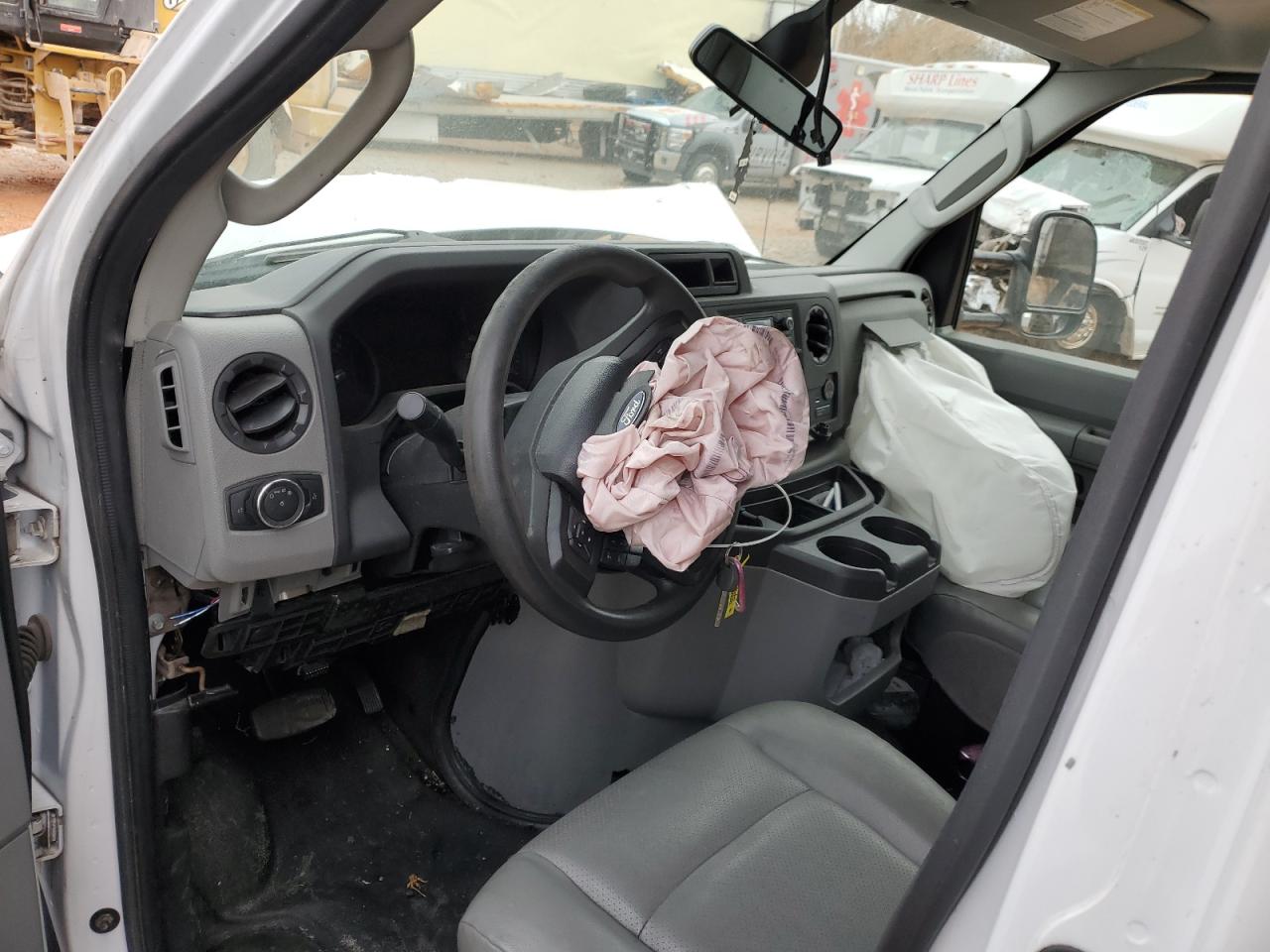 2021 Ford Econoline - Image 8