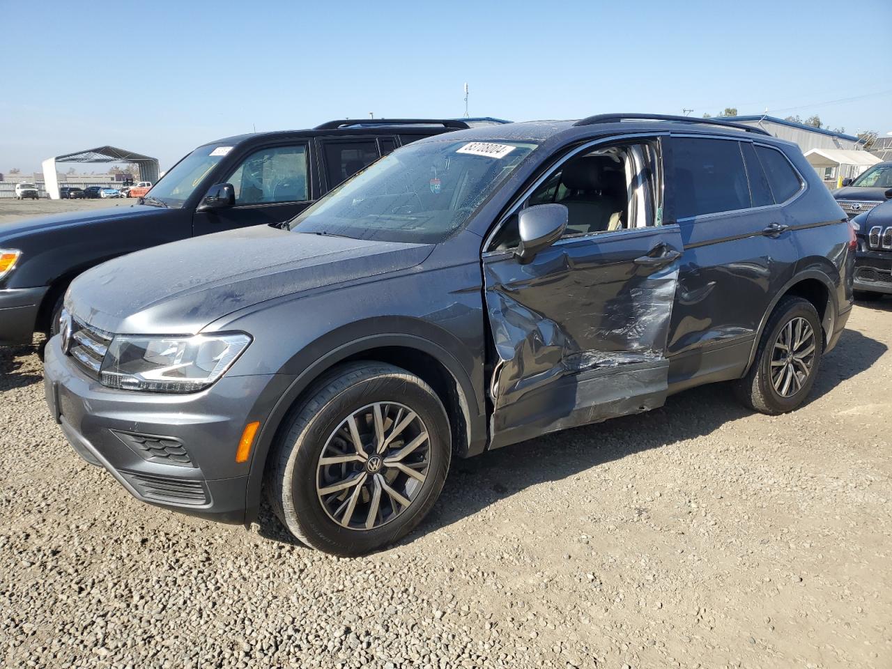 3VV3B7AX1KM191456 2019 VOLKSWAGEN TIGUAN - Image 1