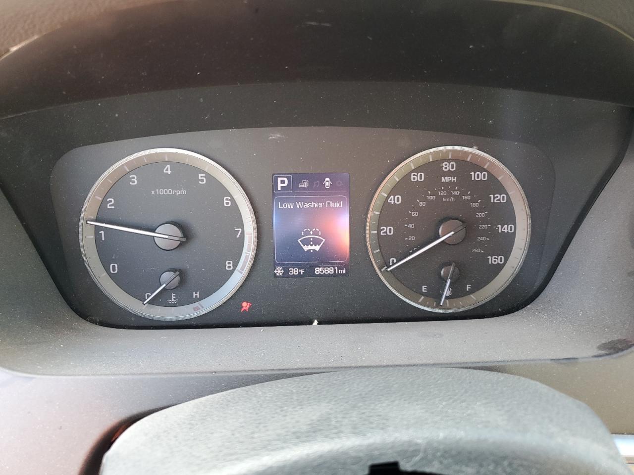 2016 Hyundai Sonata - Image 9