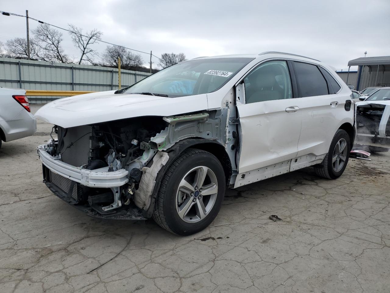 2019 Ford Edge - Image 1